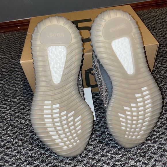 ADIDAS YEEZY BOOST 350 v2 BELUGA SNEAKERS - GRAY & ORANGE - Picture 6 of 8